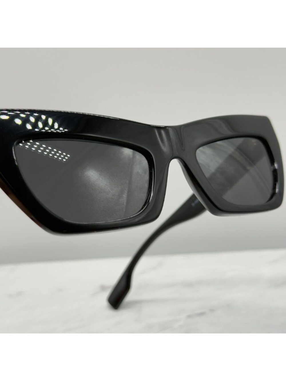 Burberry BE4405-300187 Sunglasses Black 51-21-140 3N Women - Picture 11 of 12